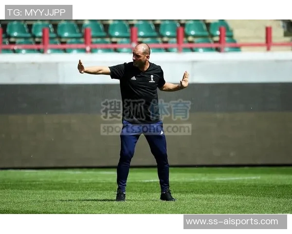 世界杯速滑赛场现争议判罚！韩国名将朴智友因裁判失误憾失金牌