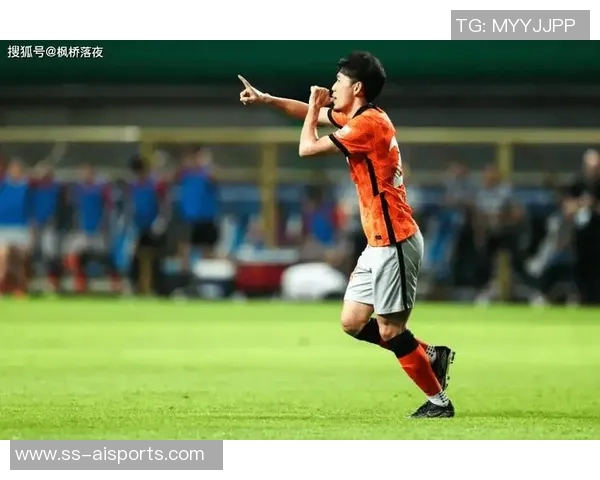 俱乐部出彩国家队遭弃!飞翼世预赛枯坐板凳上他不比达洛特强? 俱乐部出彩国家队遭弃!飞翼世预赛枯坐板凳上他不比达洛特强?