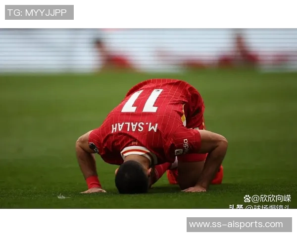 利物浦深陷泥潭,怒火涌动,球迷呼吁高层变革,解雇斯洛特成共识 利物浦深陷泥潭,怒火涌动,球迷呼吁高层变革,解雇斯洛特成共识