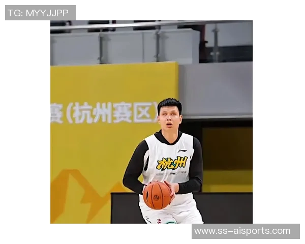 CBA风波再起:许钟豪违反运动精神,停赛6场罚20万引发热议 CBA风波再起:许钟豪违反运动精神,停赛6场罚20万引发热议