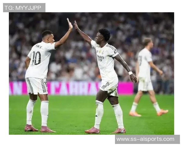 本赛季五大联赛场均积分前20:拜仁、巴萨、皇马、阿森纳前4,谁将问鼎荣耀? 本赛季五大联赛场均积分前20:拜仁、巴萨、皇马、阿森纳前4,谁将问鼎荣耀?