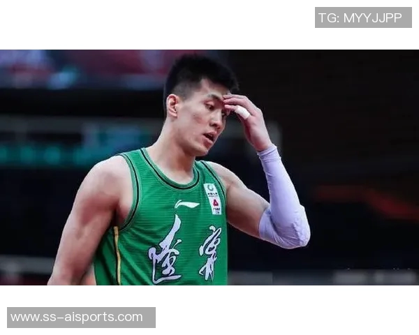 阿联郭艾伦新赛季将穿耐克登场，扔鞋事件或可避免的篮球故事